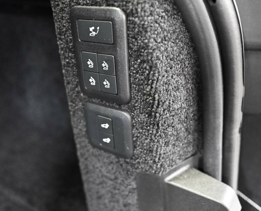 Bild 34/50 von Land Rover Range Rover Autobiography SDV8 (2018)