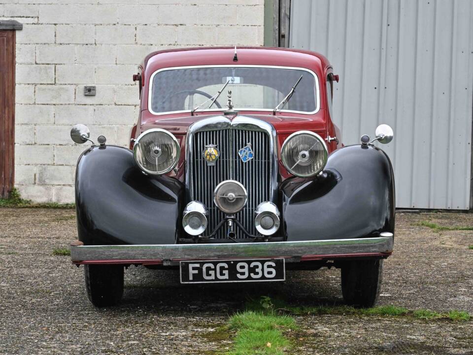 Immagine 6/50 di Alvis TA 14 Duncan Sports (1948)