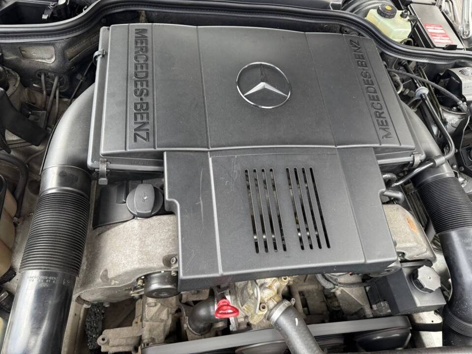 Afbeelding 27/35 van Mercedes-Benz SL 500 (1996)