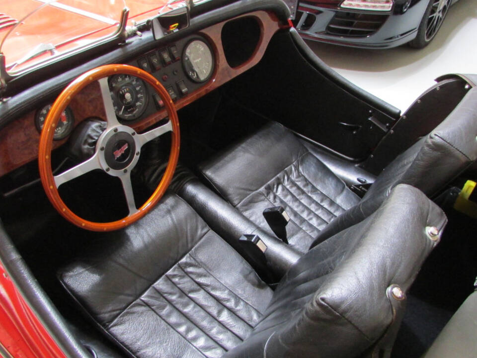 Bild 13/15 von Morgan 4&#x2F;4 1600 4-Sitzer (1975)