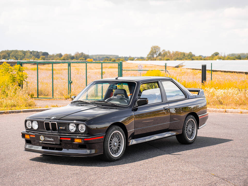 Image 2/91 de BMW M3 Sport Evo (1990)