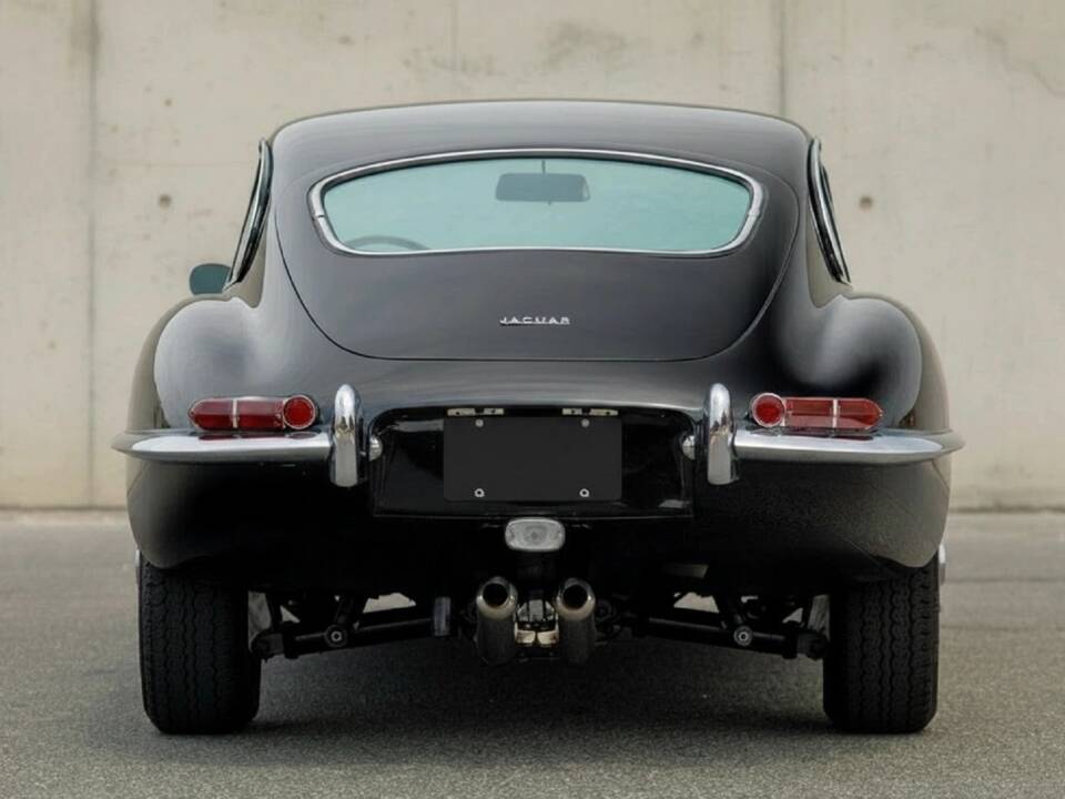 Image 3/17 de Jaguar Type E 3.8 (1962)