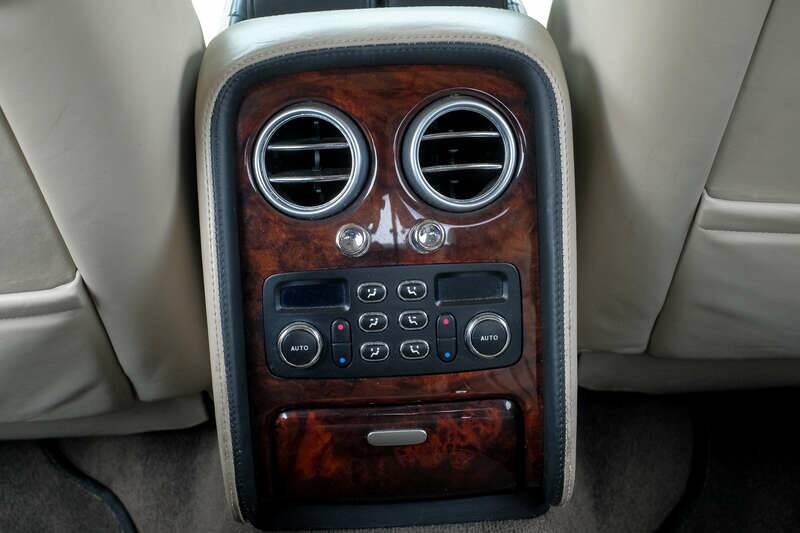 Bild 43/50 von Bentley Continental Flying Spur (2005)