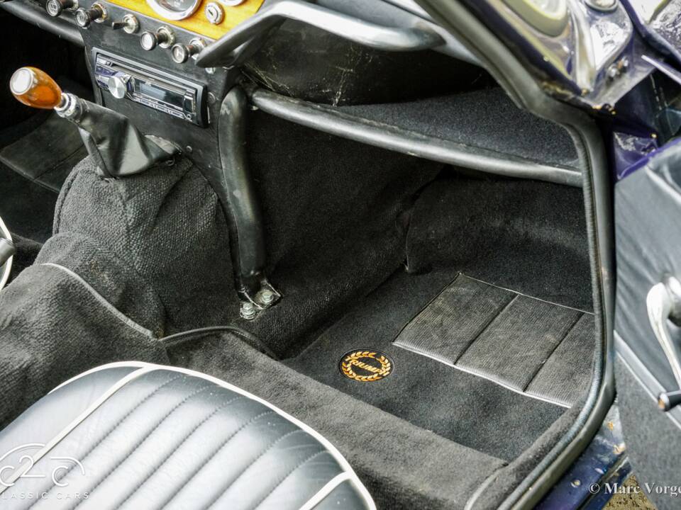 Image 11/60 of Triumph Spitfire Mk III (1970)