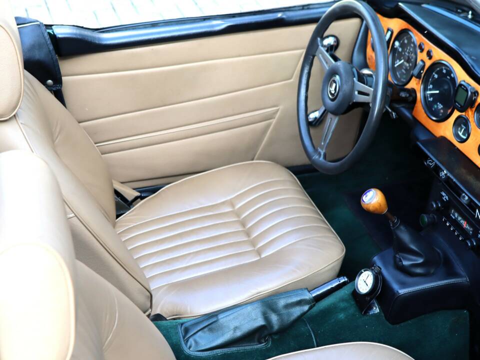 Afbeelding 7/50 van Triumph TR 6 (1971)