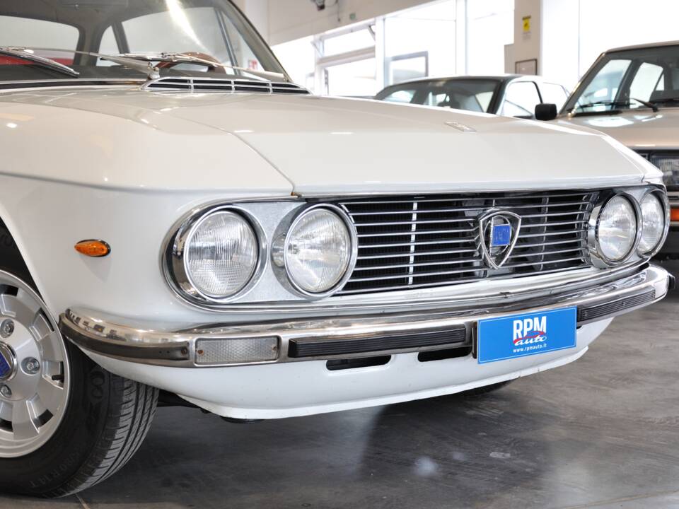 Image 15/32 of Lancia Fulvia 1.3 S (1973)
