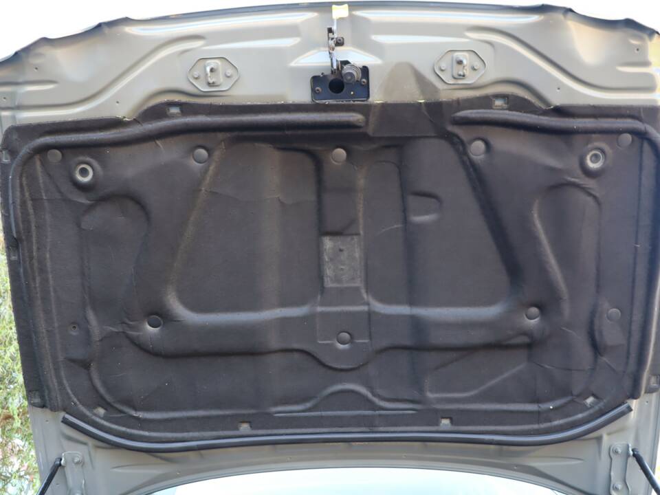 Image 45/50 of Jaguar XJ 8 4.2 (2004)