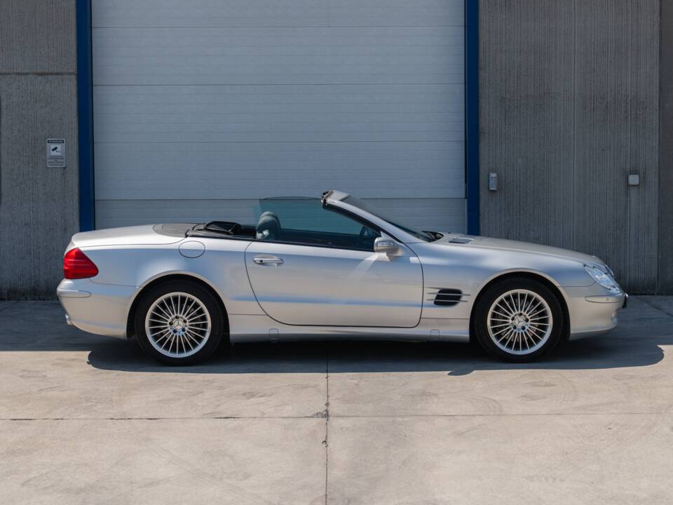 Image 19/86 de Mercedes-Benz SL 500 (2002)