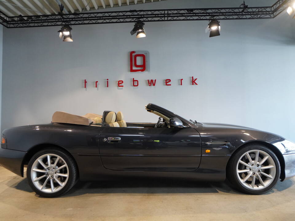 Bild 13/22 von Aston Martin DB 7 Vantage Volante (2002)