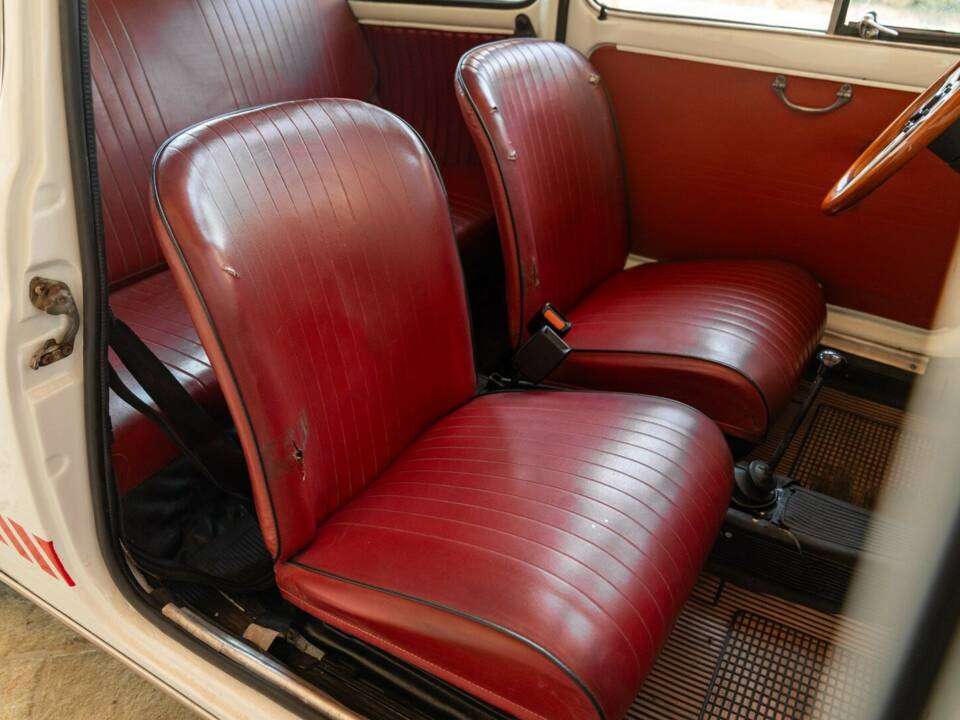 Image 45/50 of Abarth Fiat 595 (1968)