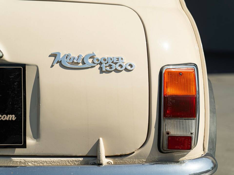 Image 23/47 of Innocenti Mini Cooper 1300 (1974)