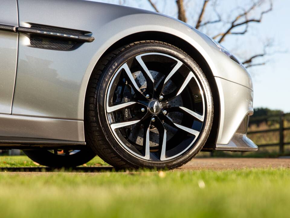 Bild 37/96 von Aston Martin Vanquish (2015)