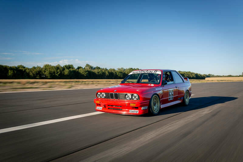 Image 19/21 de BMW M3 (1988)