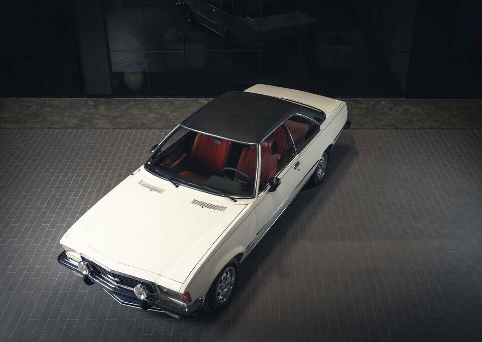 Afbeelding 1/15 van Opel Commodore 2,8 GS/E (1973)