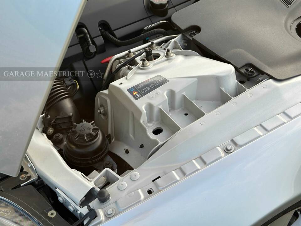 Image 50/84 de Jaguar XK 4.2 (2006)