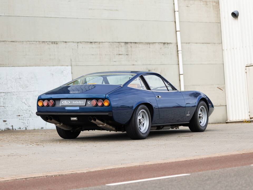 Imagen 4/36 de Ferrari 365 GTC/4 (1972)
