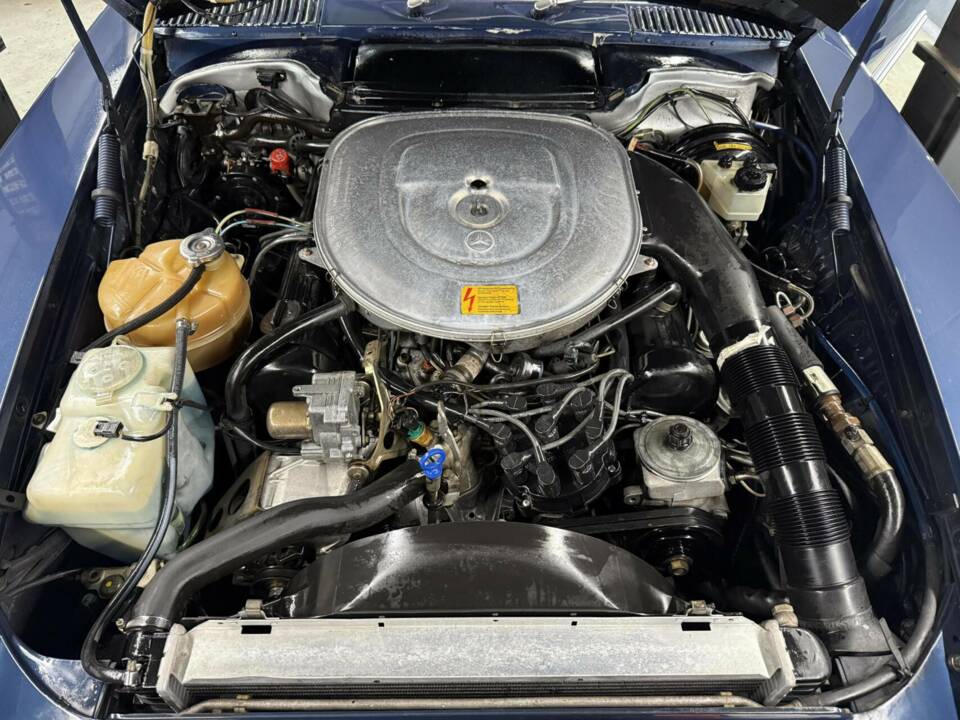 Image 27/46 de Mercedes-Benz 560 SL (1986)