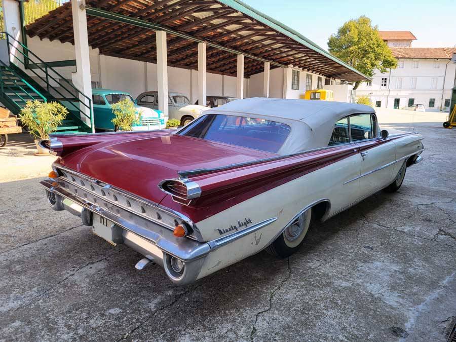 Image 6/44 of Oldsmobile 98 Convertible (1959)