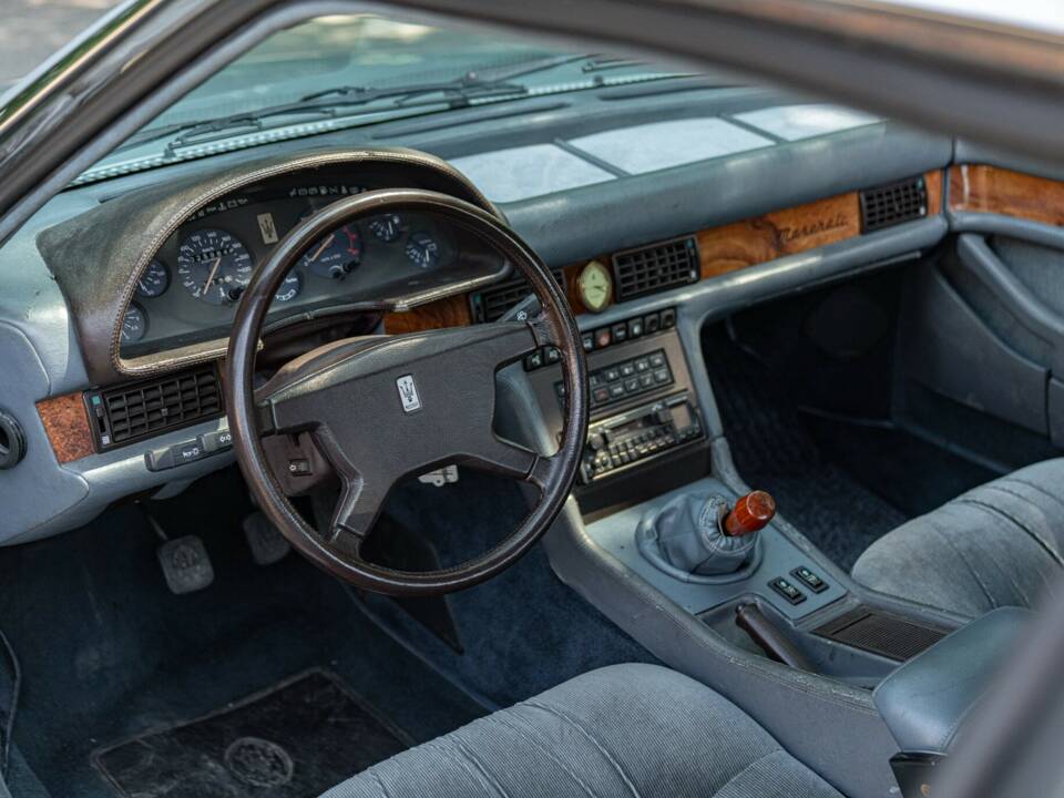 Bild 26/50 von Maserati Biturbo i (1988)