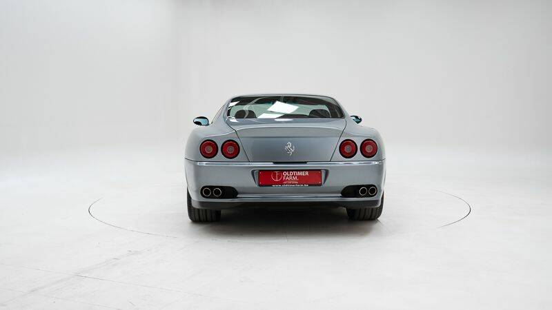 Imagen 7/15 de Ferrari 550 Maranello (1997)