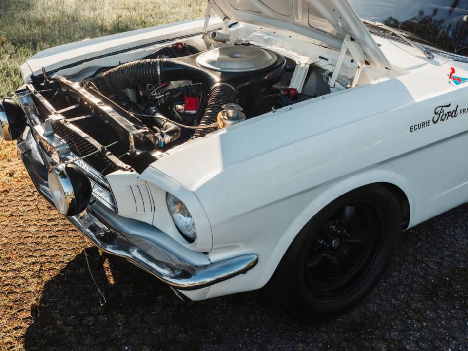 Image 11/19 of Ford Mustang Notchback (1965)