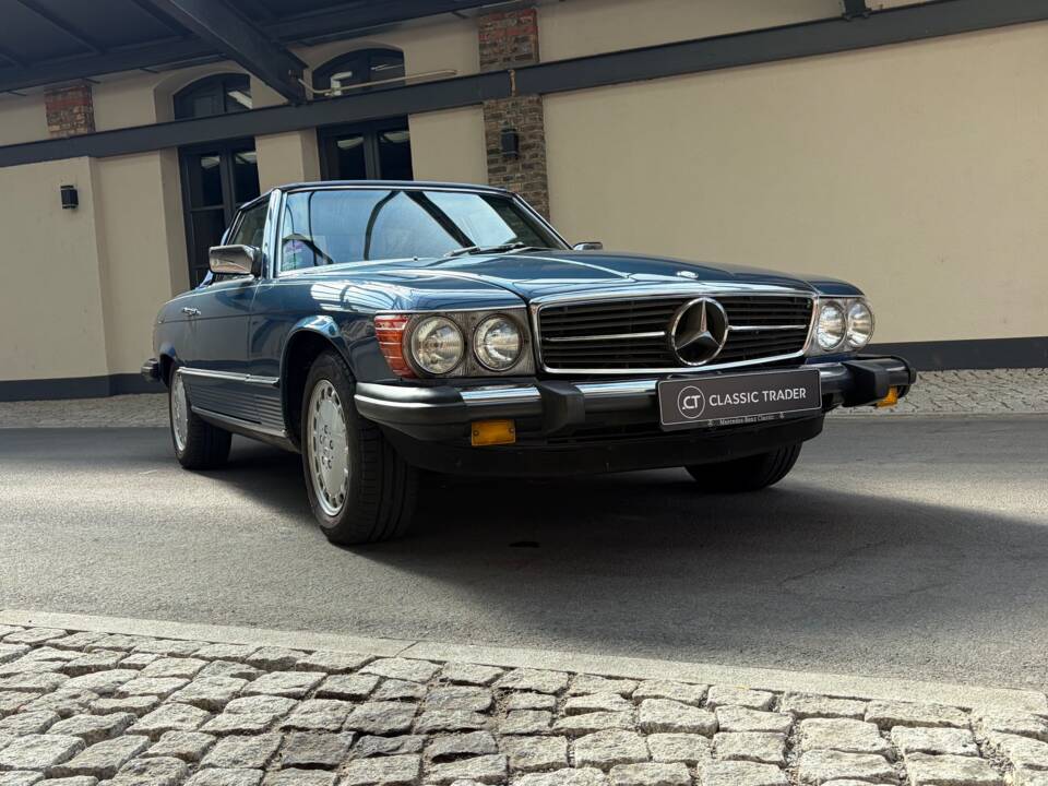 Image 9/88 of Mercedes-Benz 380 SL (1984)