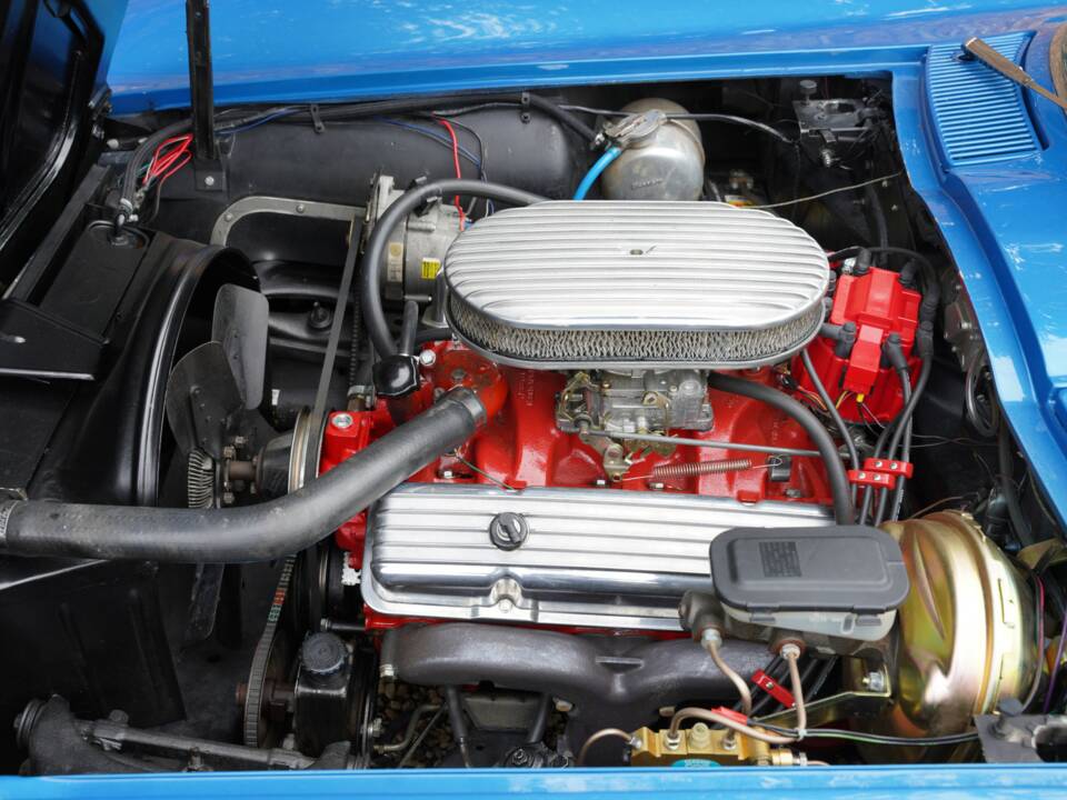 Bild 4/50 von Chevrolet Corvette Sting Ray Convertible (1964)