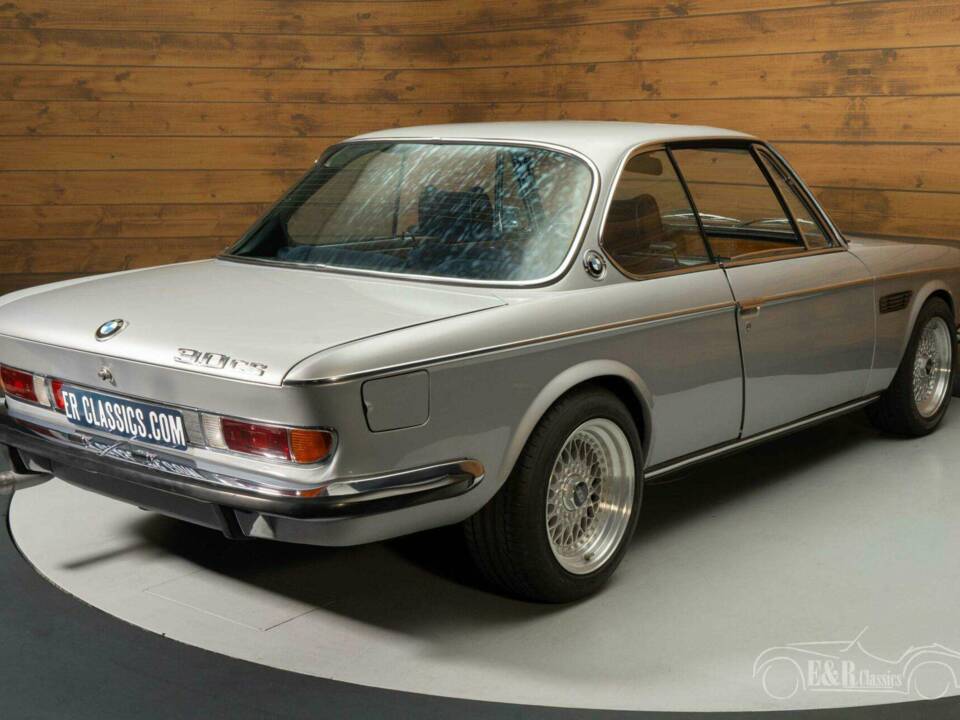 Image 15/19 de BMW 3.0 CS (1971)