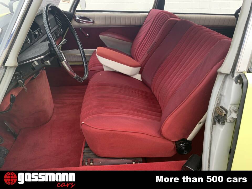 Bild 10/15 von Citroën DS 20 Familiale (1972)