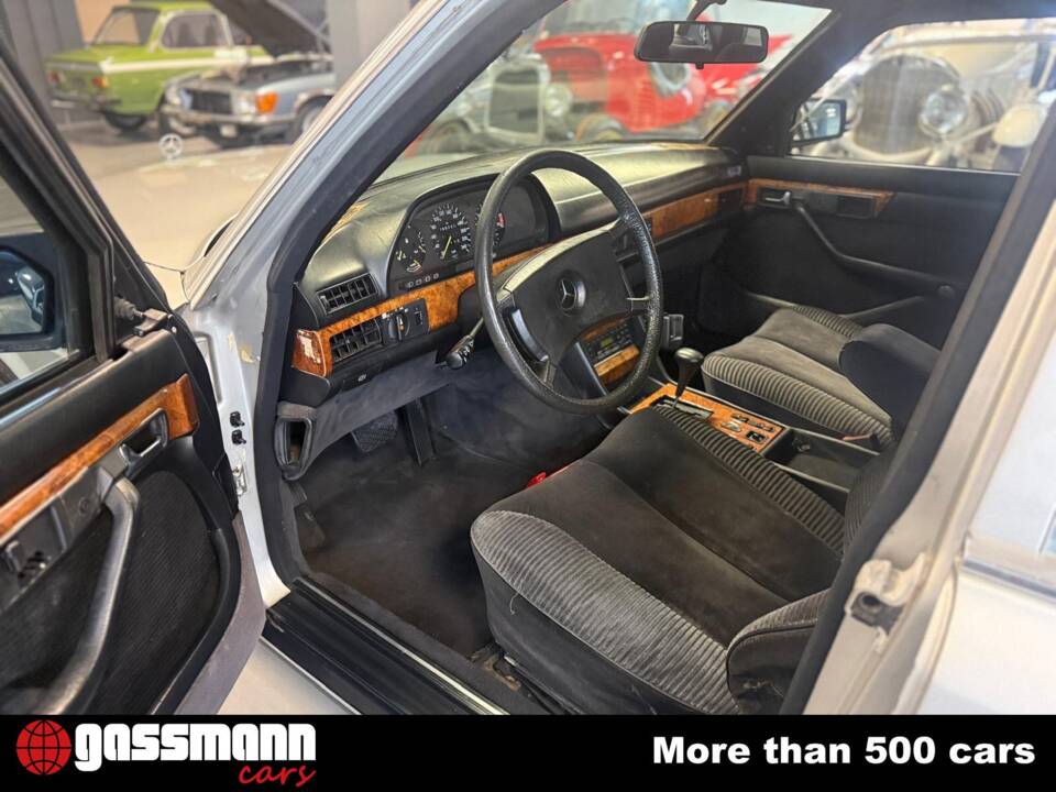 Immagine 8/15 di Mercedes-Benz 500 SEL (1982)