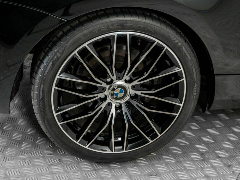 Image 31/50 of BMW 125i (2008)