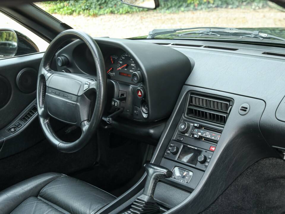Afbeelding 39/50 van Porsche 928 GTS (1994)