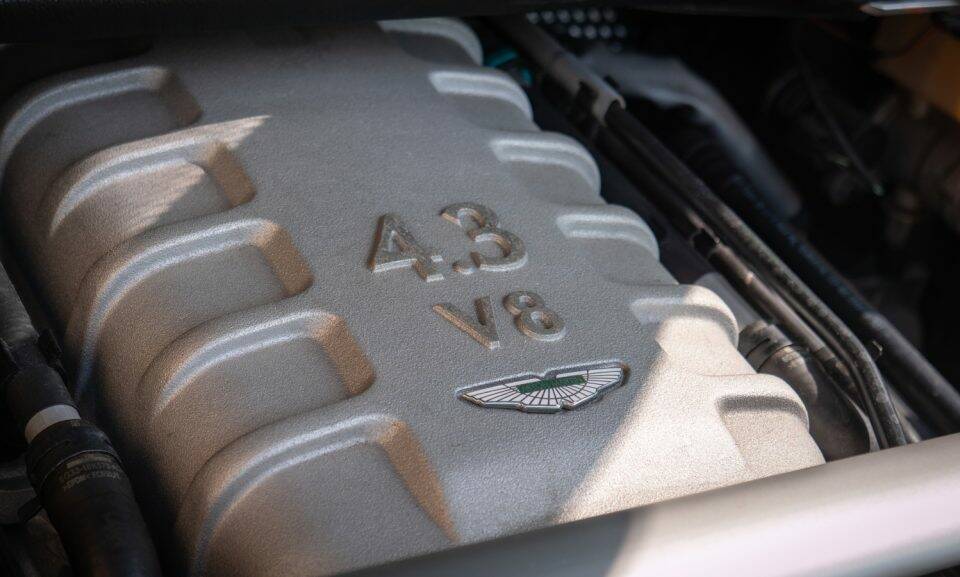 Image 24/24 of Aston Martin V8 Vantage N400 (2008)