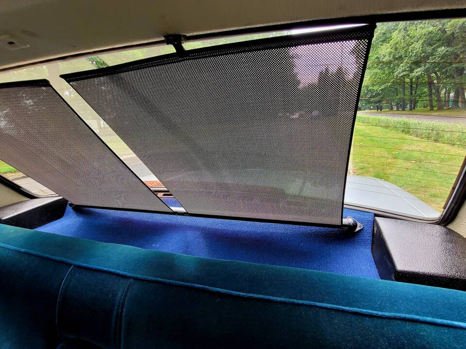 Image 33/38 de Volvo 244 DLS (1977)