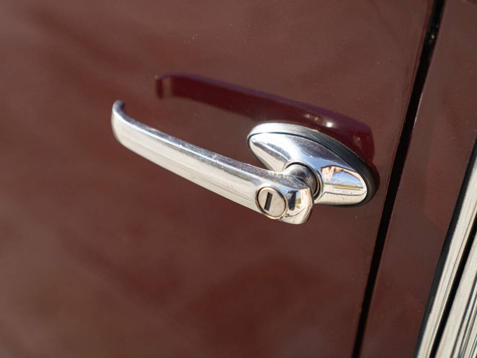 Bild 30/50 von FIAT 1100 (1947)