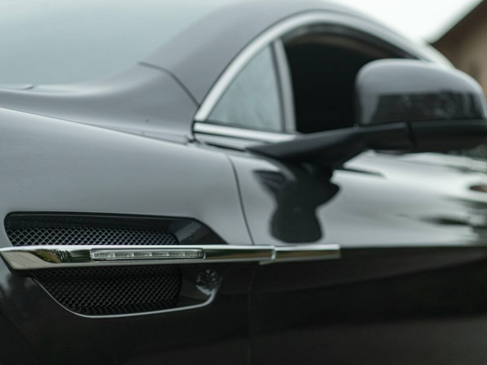 Bild 13/50 von Aston Martin Rapide (2010)