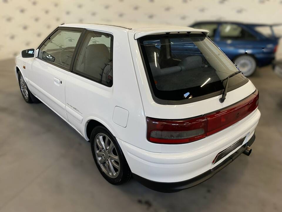 Image 6/8 of Mazda 323 GT-R (1992)
