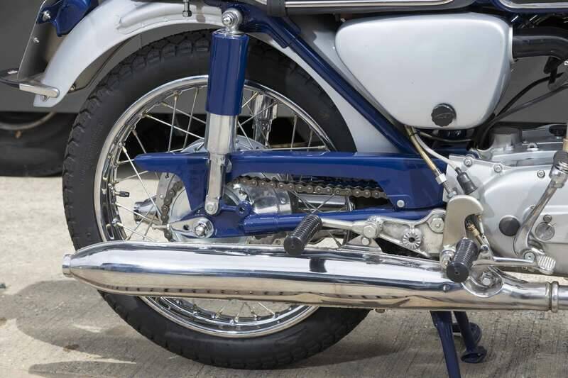 Image 9/39 of Honda CB 72 (1960)