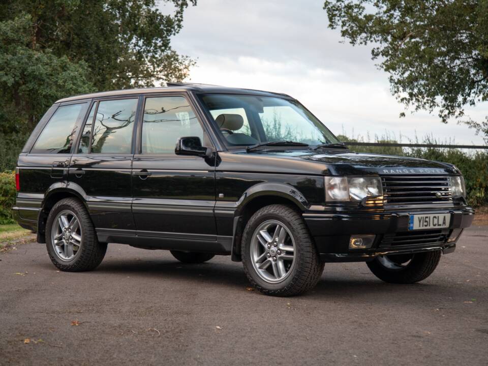 Immagine 29/50 di Land Rover Range Rover 4.6 Vogue (2001)