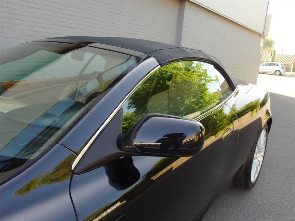 Bild 32/99 von Aston Martin DB 9 Volante (2006)