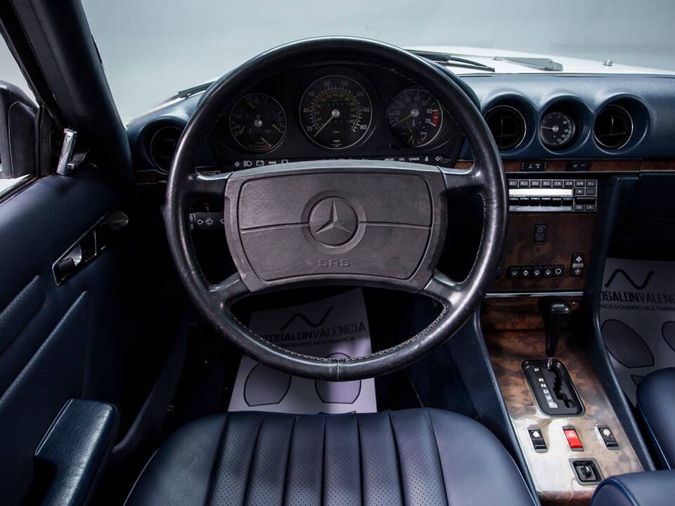 Bild 23/38 von Mercedes-Benz 560 SL (1986)