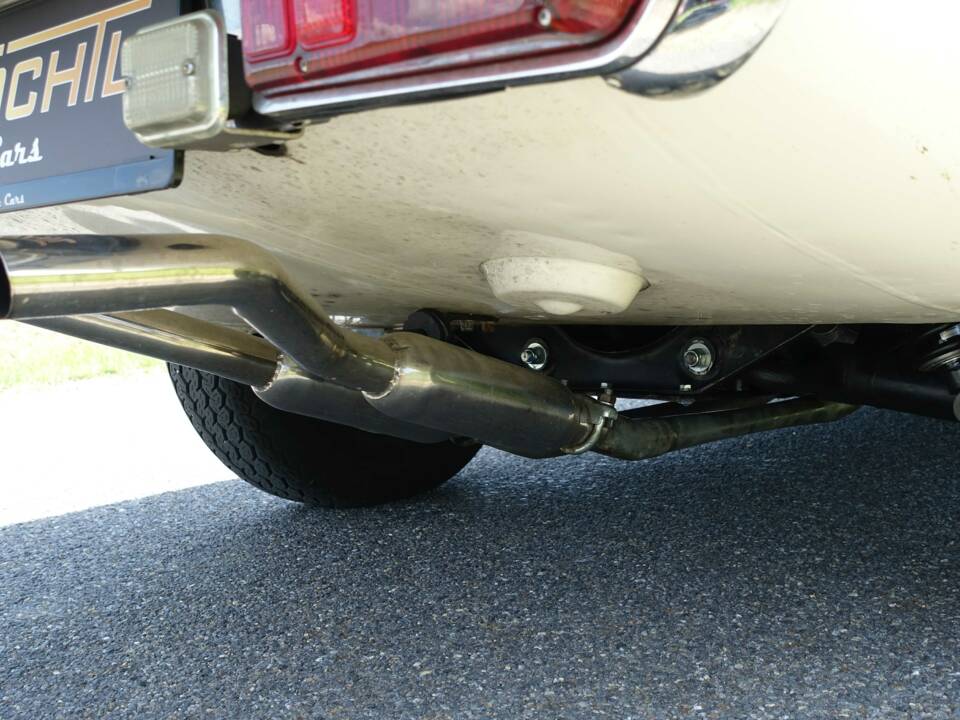 Image 36/39 de Jaguar XK-E (2+2) (1970)
