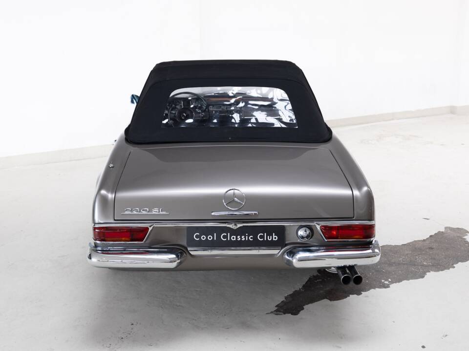 Image 9/35 de Mercedes-Benz 230 SL (1966)