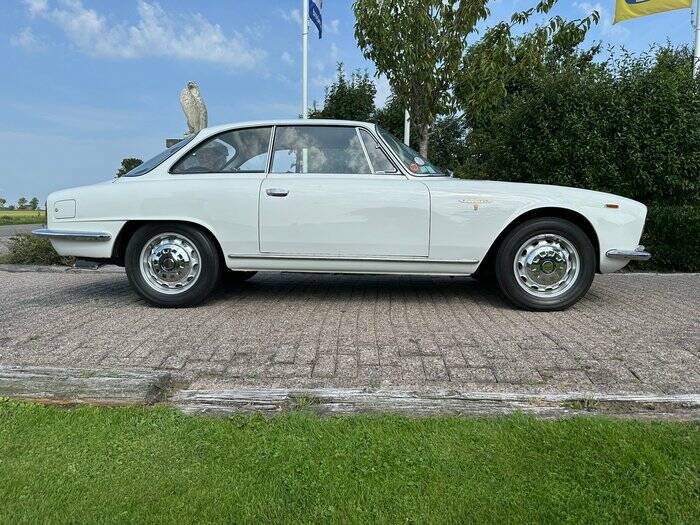 Afbeelding 6/7 van Alfa Romeo 2600 Sprint (1964)