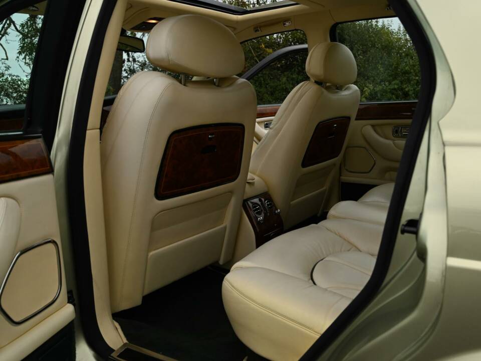 Bild 48/50 von Rolls-Royce Silver Seraph (1998)