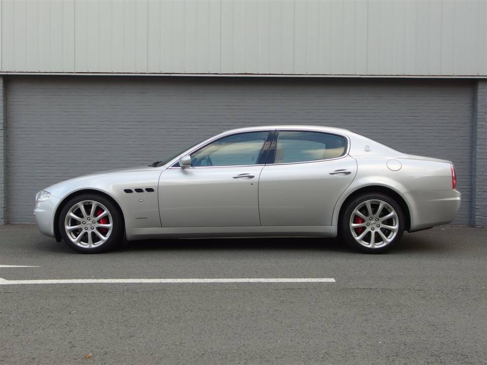 Bild 6/99 von Maserati Quattroporte 4.2 (2007)