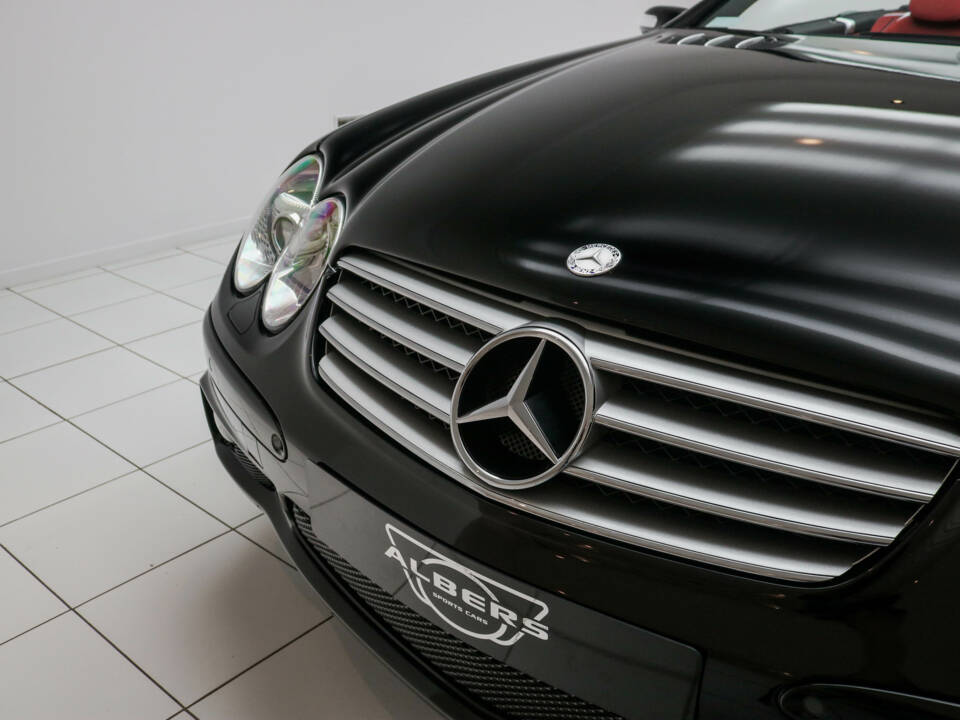 Image 14/21 of Mercedes-Benz SL 65 AMG (2005)
