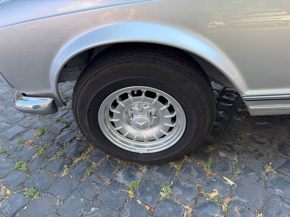 Bild 33/97 von Mercedes-Benz 280 SL (1969)