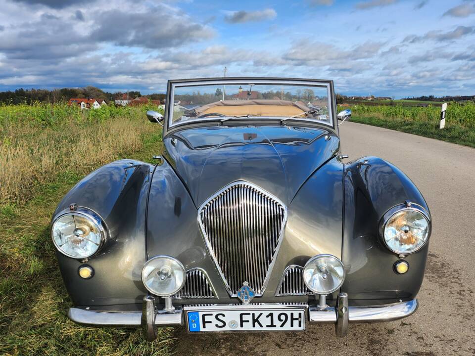 Image 3/72 of Healey 2.4 Litre Abbott (1953)