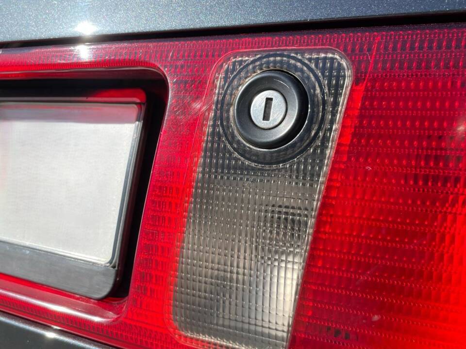 Image 26/34 of Audi S6 Avant (1996)
